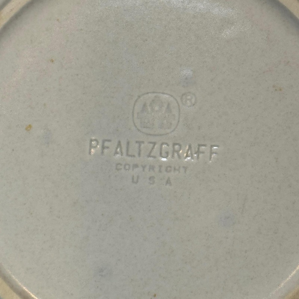 Pfaltzgraff Village Stoneware Set 2 Cereal Bowls 4 Bread Plates USA Vintage - Picture 11 of 12